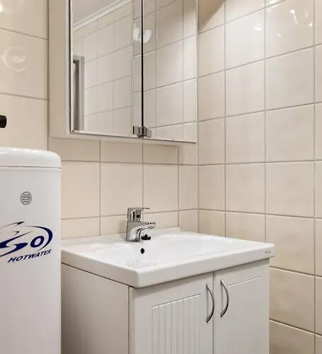 Fresh Apartment, A Short Walk From Bryggen *